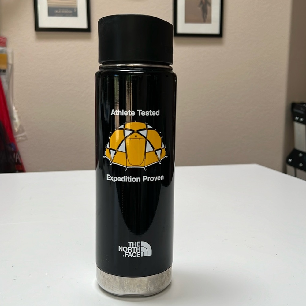 The north face Klean Kanteen insulated mug. 20 oz